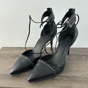 Kendall & Kylie black high heeled shoes